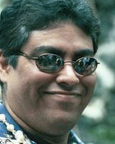 Alexander Xavier Ponce-Bonano фото