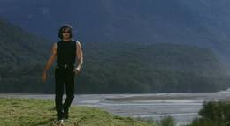 Кадр из фильма "Доброе имя" - 2