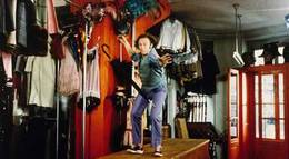 Кадр из фильма "Укол зонтиком" - 2