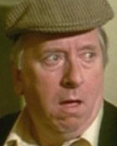 Хью Ллойд фото