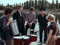 Кадр Без году неделя