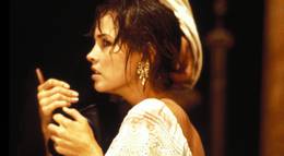 Кадр из фильма "Музей восковых фигур" - 2