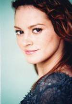 Люси Лорье фото