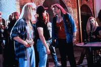 Кадр Мир Уэйна