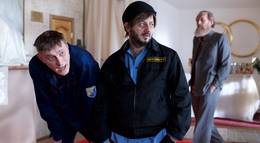 Кадр из фильма "Бородач" - 2