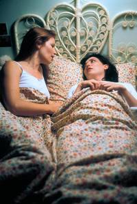 Кадр Целуя Джессику Стейн