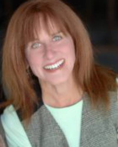 Стефани Дж. Конти фото