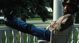 Кадр из фильма "Детям до 16-ти" - 1