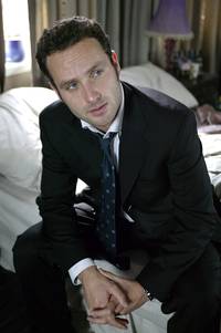 Кадр Спи со мной