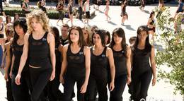 Кадр из фильма "Зажги этим летом!" - 1