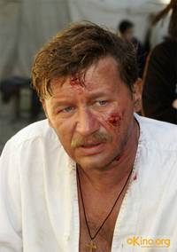 Кадр Господа офицеры: Спасти императора