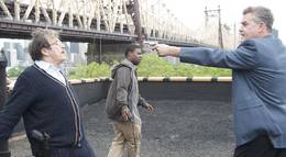 Кадр из фильма "Опасный квартал" - 1