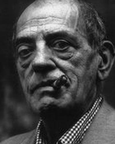 Луис Бунюэль фото