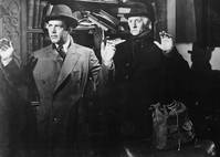 Кадр Шерлок Холмс и секретное оружие