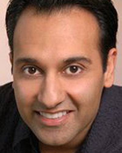 Санджай Мадхав фото