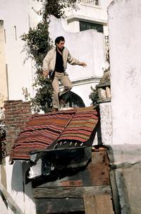 Кадр Искры из глаз