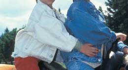 Кадр из фильма "Весёлые деньки на Диком Западе" - 1