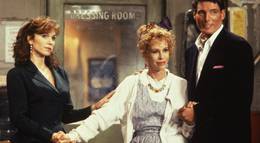 Кадр из фильма "Безумные подмостки" - 1