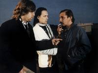 Кадр Тени в раю