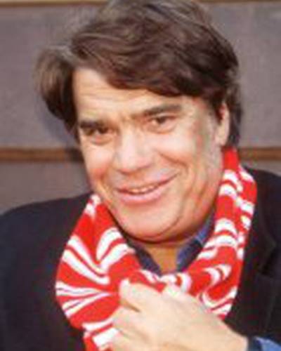 Бернард Тапи фото