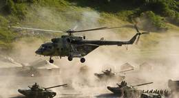 Кадр из фильма "Август восьмого" - 1