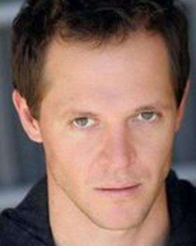 Гарет Ривз фото