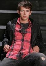 Камерон Бенфилд фото