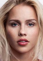 Клер Холт фото