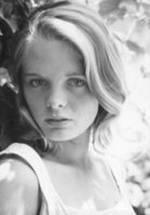 Джули Мэнникс фото