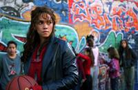 Кадр Женщина-кошка