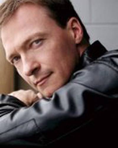 Стивен Богерт фото