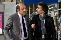 Кадр Люди, которые обнимают