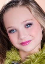 Мэдди Циглер фото