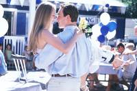 Кадр Здесь на Земле