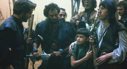 Кадр из фильма "Крулл" - 2