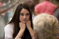 Кадр Белая птица в метели