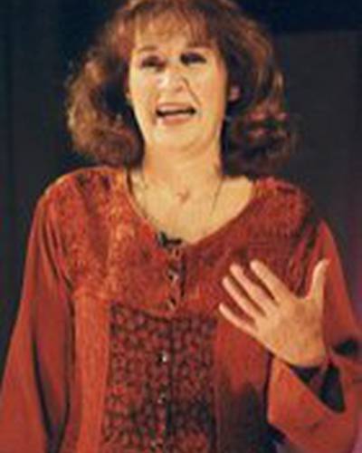 Кэролин Джон фото