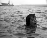 Кадр Нож в воде