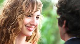 Кадр из фильма "Любовь живет три года" - 1