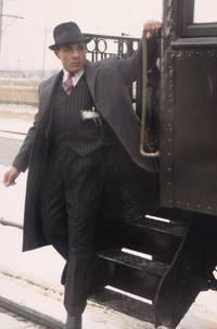 Кадр Неприкасаемые