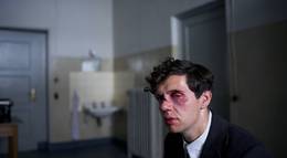 Кадр из фильма "Взорвать Гитлера" - 2