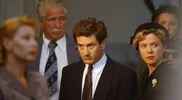 Кадр из фильма "Виновен по подозрению" - 1