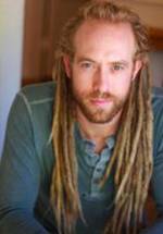 Азмит Камински фото