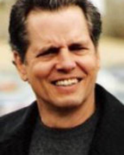 Марк В. Трэвис фото