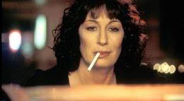 Кадр из фильма "Феникс" - 2