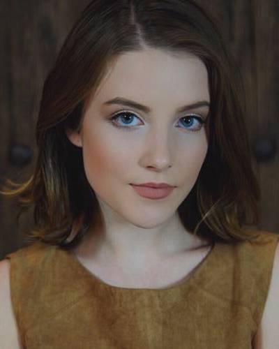 Саманта Ислер фото