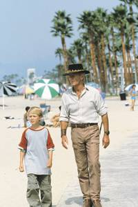 Кадр Крокодил Данди в Лос-Анджелесе