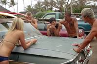 Кадр Голубая волна