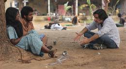 Кадр из фильма "Его жена" - 2