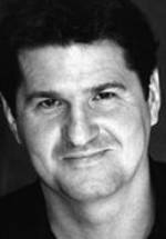 Стюарт МакКуорри фото